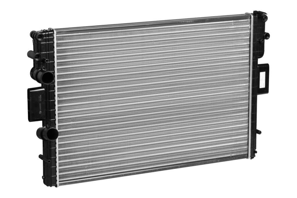 Радиатор охлаждения DAILY (06-) 2.3JTD / 2.3D (LRc 1641) Luzar